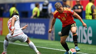 Leandro Trossard Saleh Hardani Iran Belgia