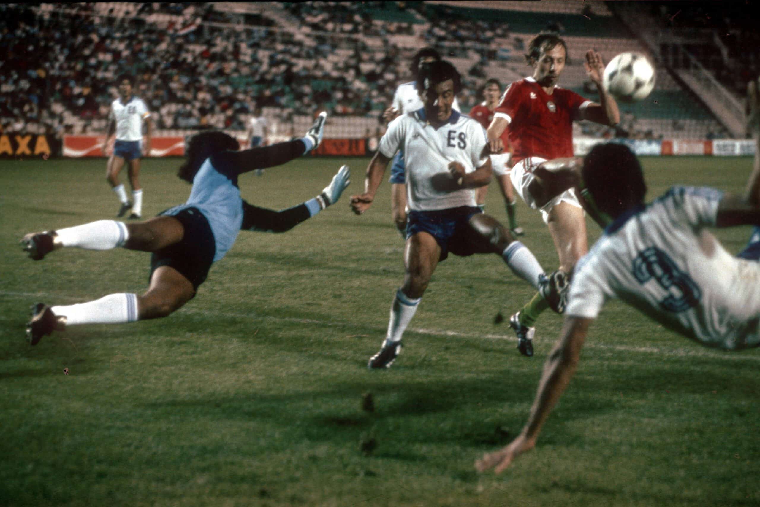 Unkari El Salvador 1982 Luis Mora Laszlo Fazekas