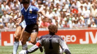 Diego Maradona Peter Shilton 1986
