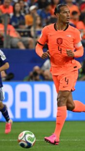 Hollannin Virgil Van Dijk jalkapallon MM-kisoissa 2026
