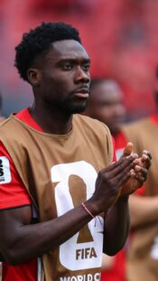 Kanadan supertähti Alphonso Davies jalkapallon MM-kisoissa 2026