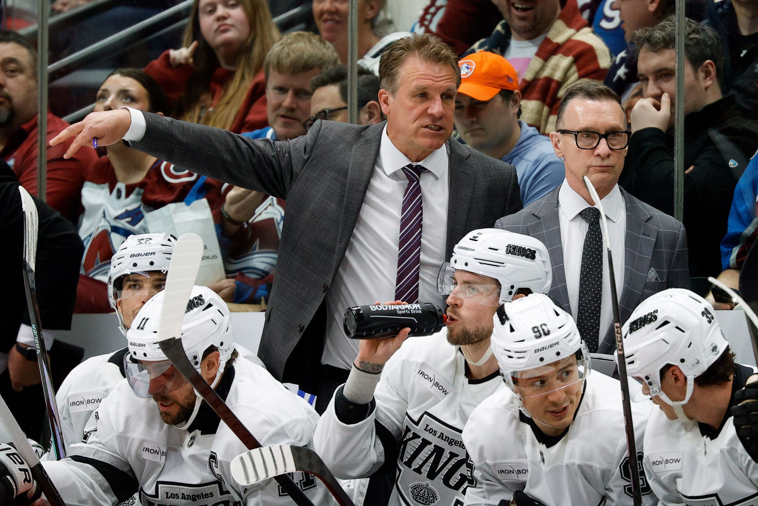 Los Angeles Kingsin päävalmentajana toiminut Jim Hiller siirtyy Toronton palveluksiin