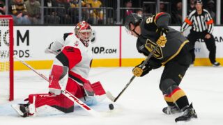 Carolina Hurricanesin tanskalaismaalivahti Frederik Andersen ja Vegas Golden Knightsin kanadalaistähti Mitch Marner