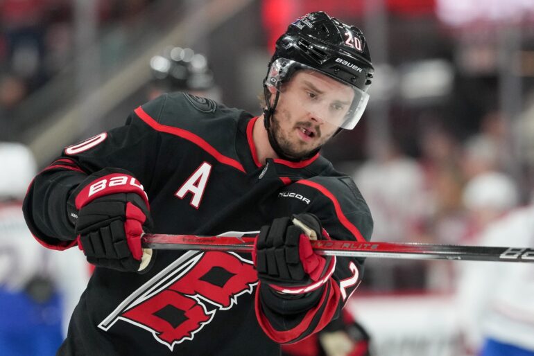 Sebastian Aho, Carolina Hurricanes