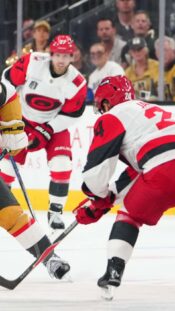Vegas Golden Knightsin Mitch Marner hurjasteli hattutempun Stanley Cup -finaalissa