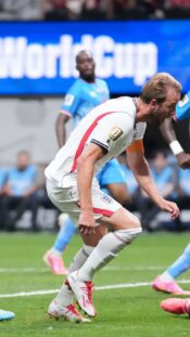 Kongo Lionel Mpasi Harry Kane