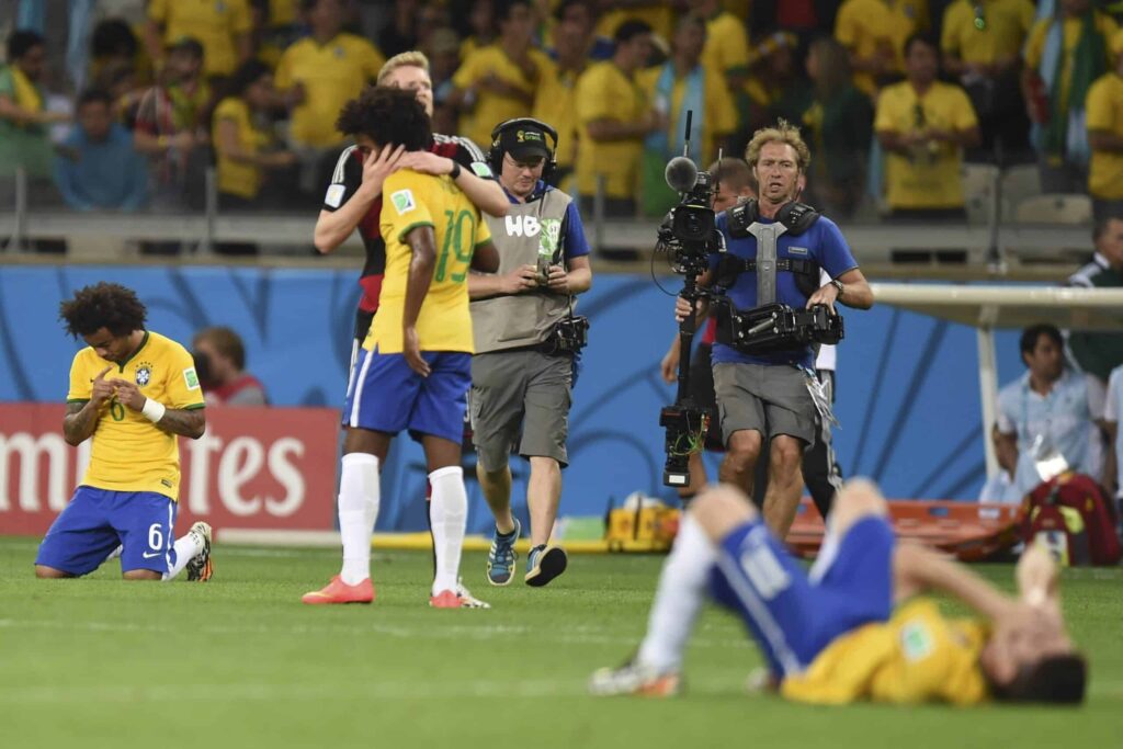 Brasilian pelaajia murtuneina vuoden 2014 MM-kisoissa
