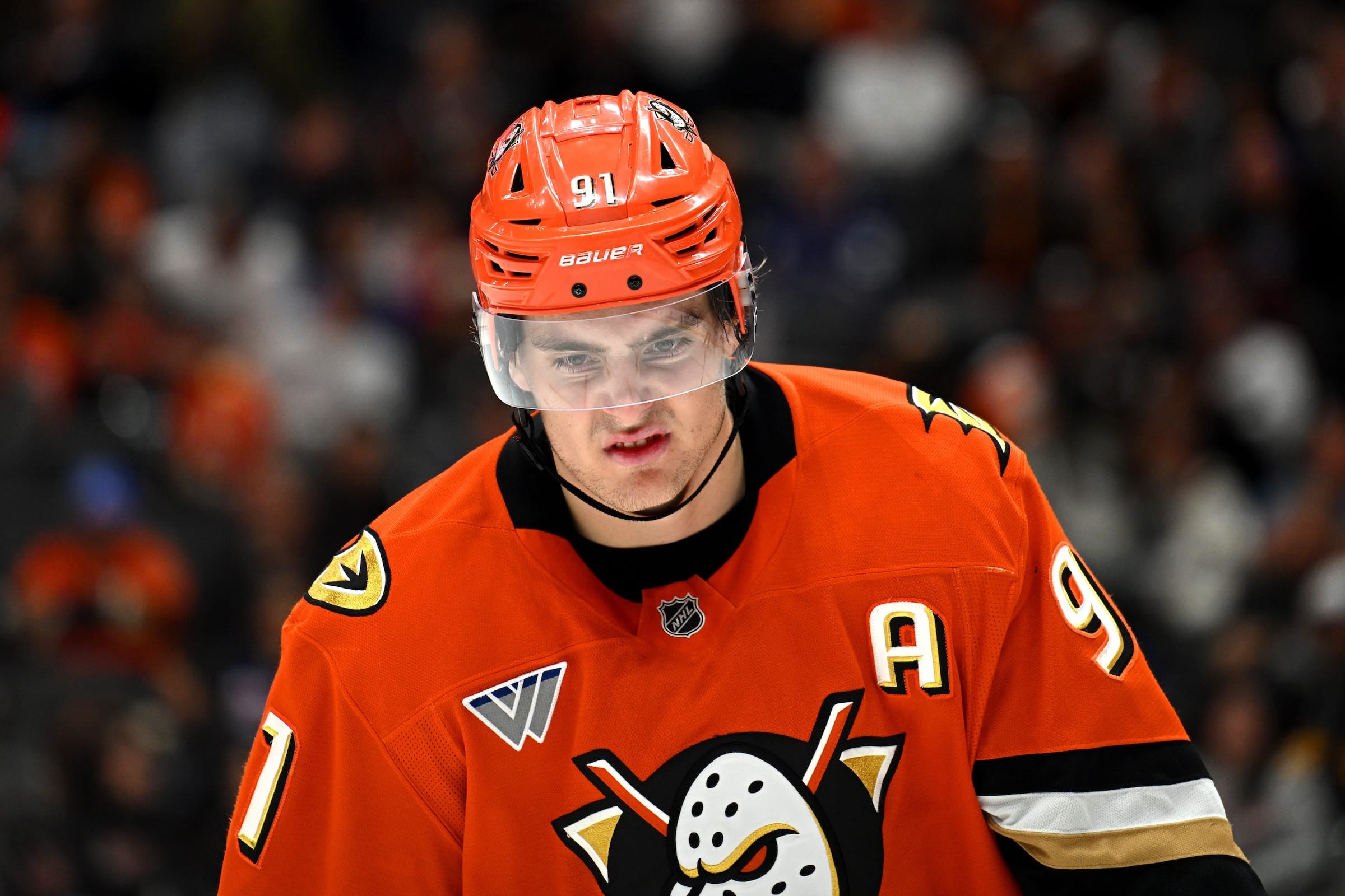 Anaheim Ducksin Leo Carlsson