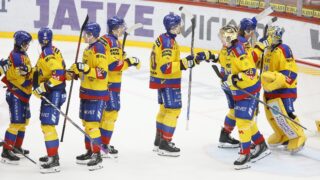 Mikkelin Jukurit juhlii voittoa Helsingin jäähallissa syksyllä 2026