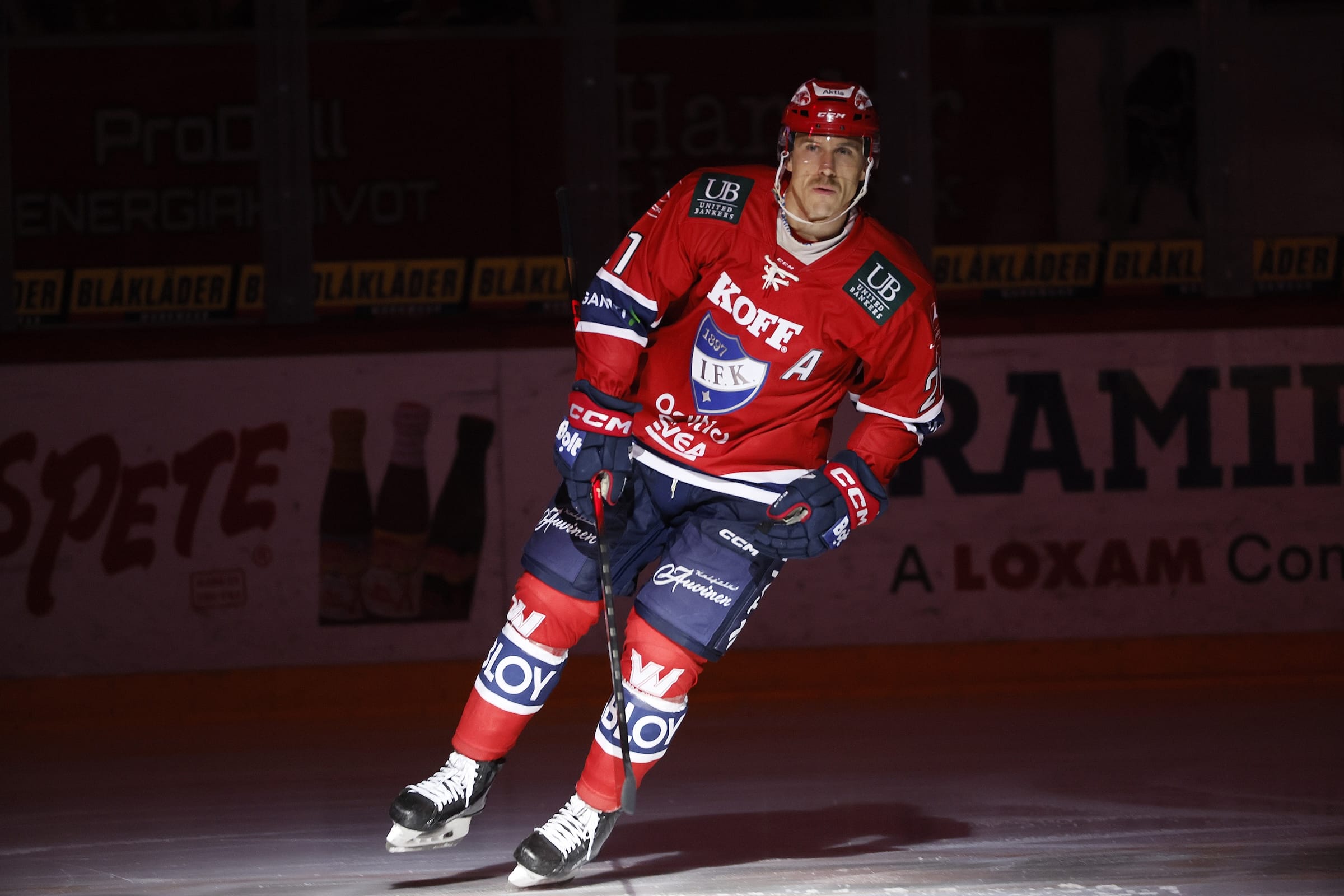 Jori Lehterä HIFK:n paidassa syksyllä 2026