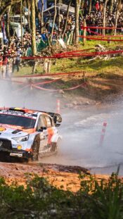 Hyundain Thierry Neuville Paraguayn MM-rallissa 2026
