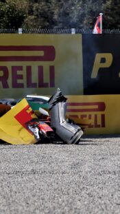 Ferrarin Charles Leclerc ajoi rajusti ulos Monzan GP:ssä 2026