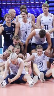 Suomen lentopallomaajoukkue, Suomi, lentopallo