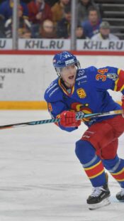 Olli Palola KHL:ssä Jokerien paidassa