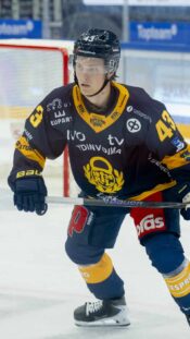 Arttu Välilä, Lukko