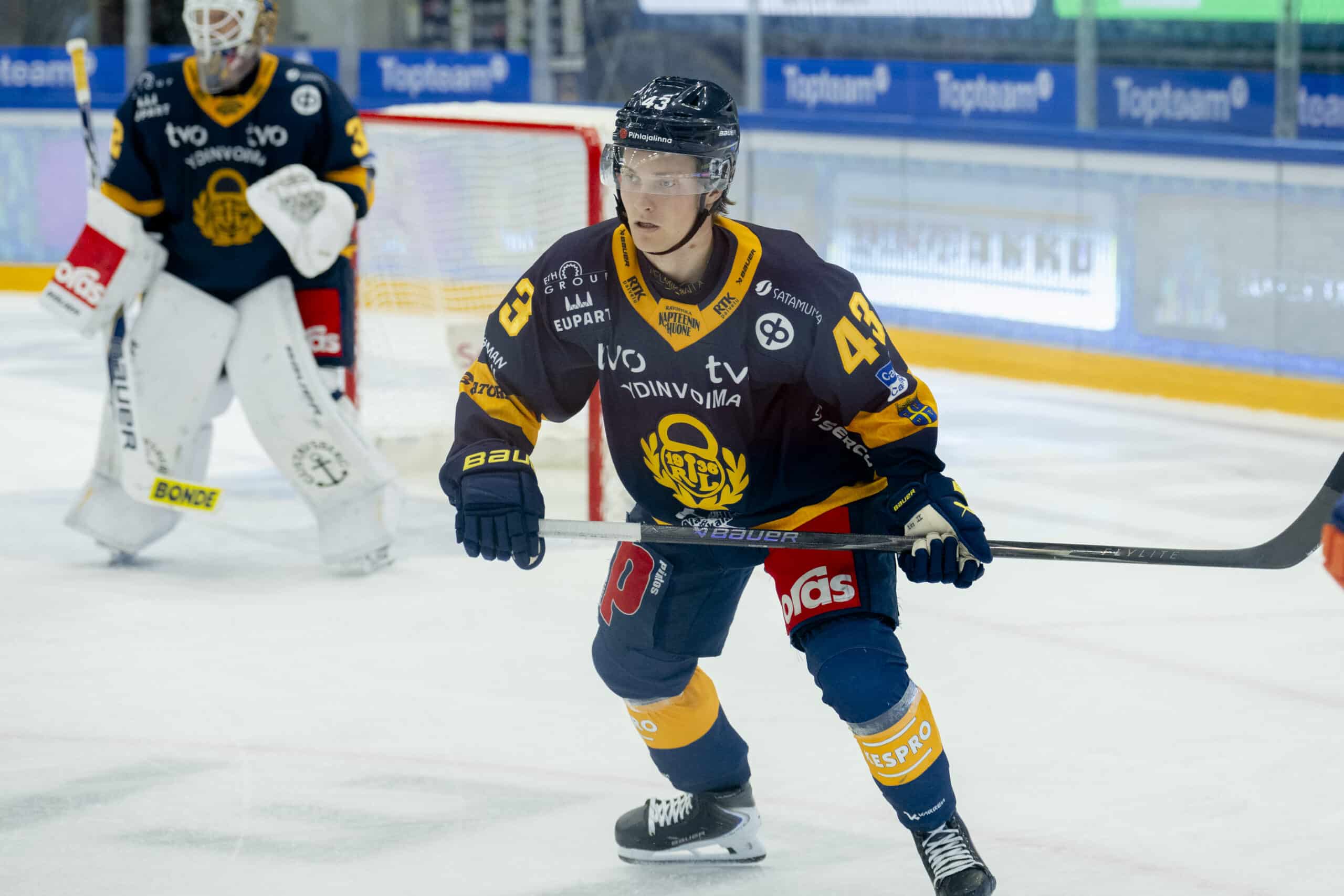 Arttu Välilä, Lukko
