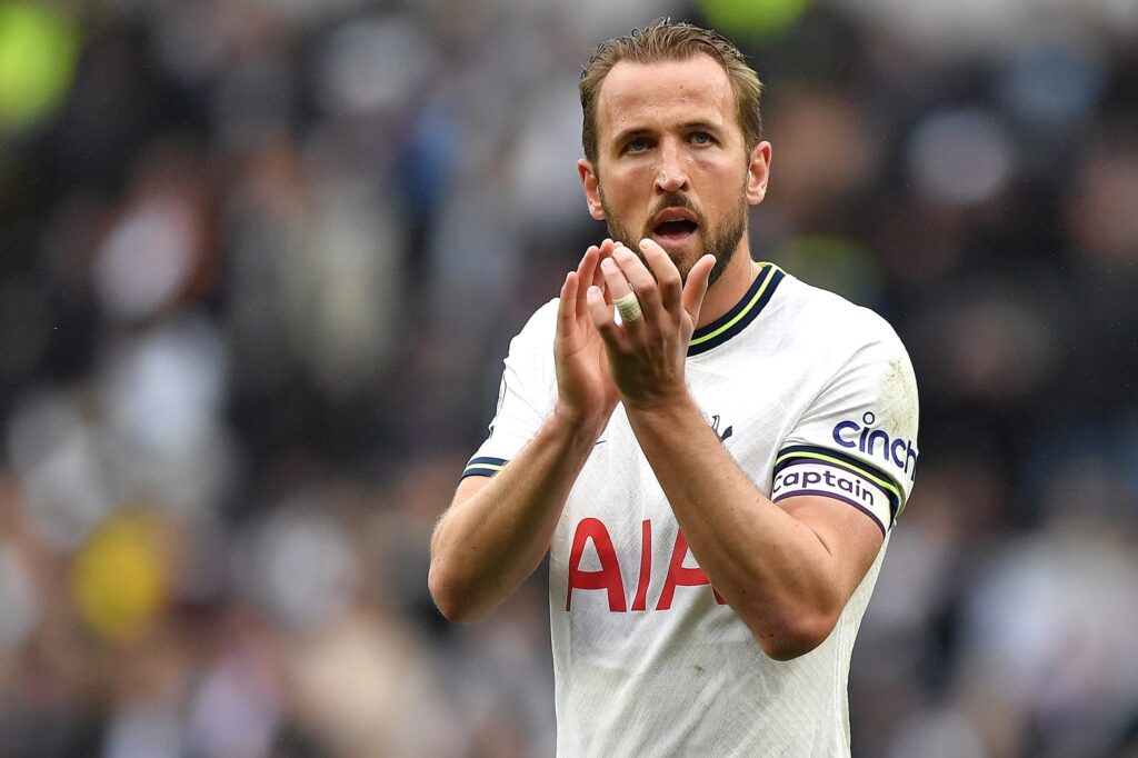 Harry Kane Tottenhamin paidassa