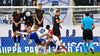Huuhkajat Albania Leo Walta